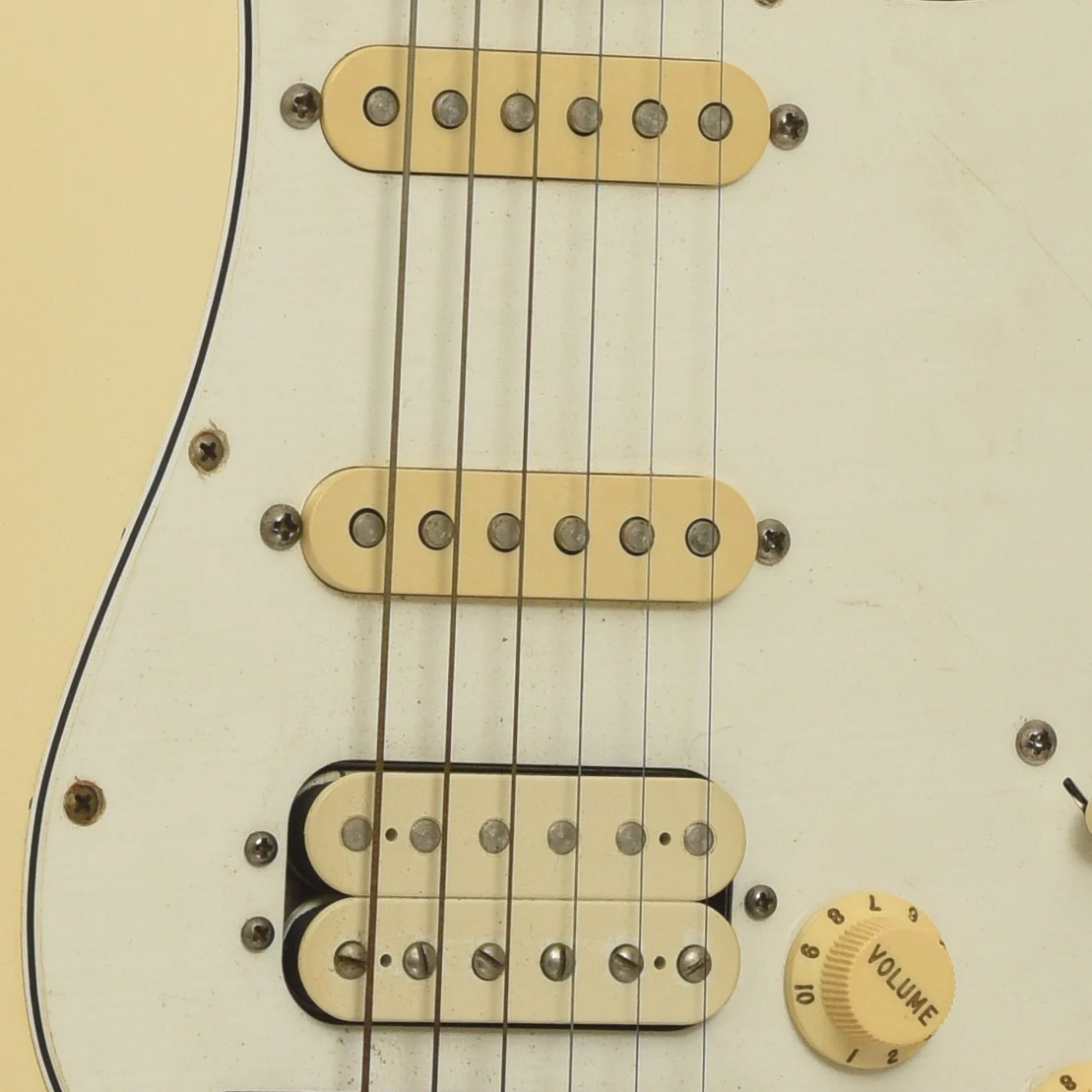 Fender Standard HSS Stratocaster with Floyd Rose Electric Guitar (1999) - Image 6